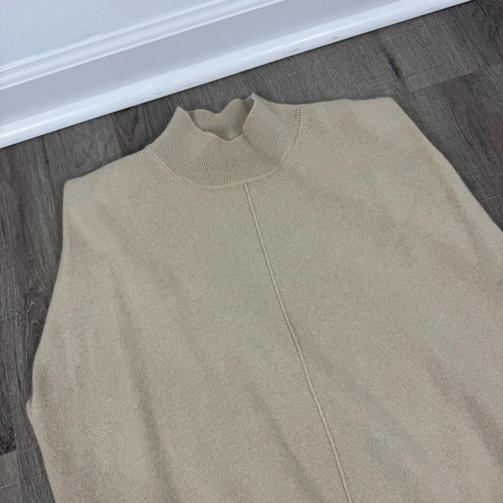 Banana Republic 100% Cashmere Sweater Mock Neck Beige Tan Size M Minimalist - Picture 5 of 9